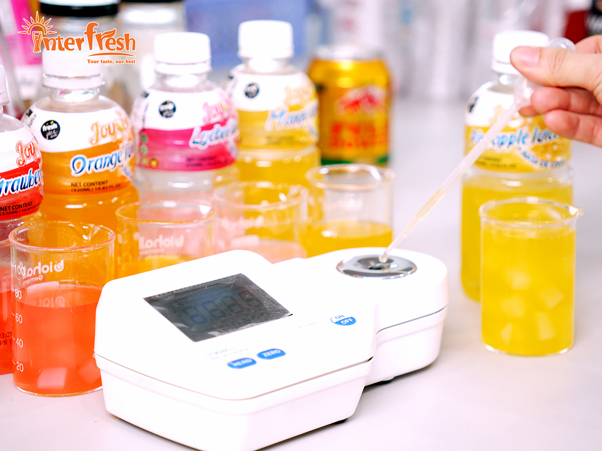 Fruit Juice with Less Sugar: Formulation for the US Market 4 Measuring Brix in fruit juice during formulation testing